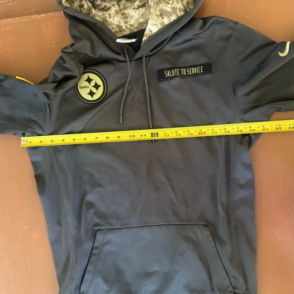 Pittsburgh Steelers Men’s Gray Nike Salute to Service Hoodie - Small